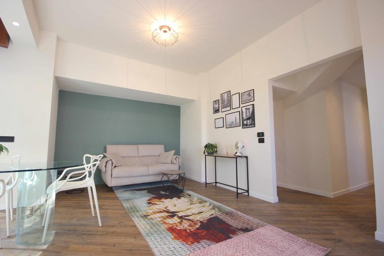 Case Vr Holiday Vittorias Flat Verona Exterior foto